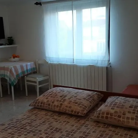 Apartment Nada *