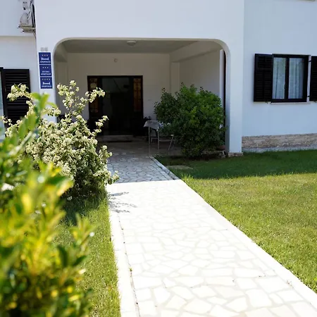 Apartment Nada Fazana